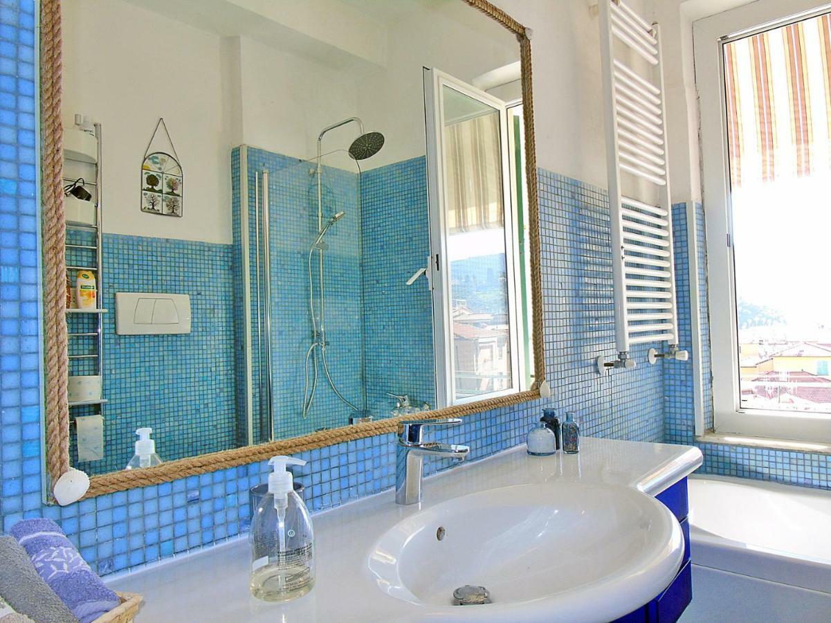 Il Mare A Due Passi Apartment Lerici Luaran gambar